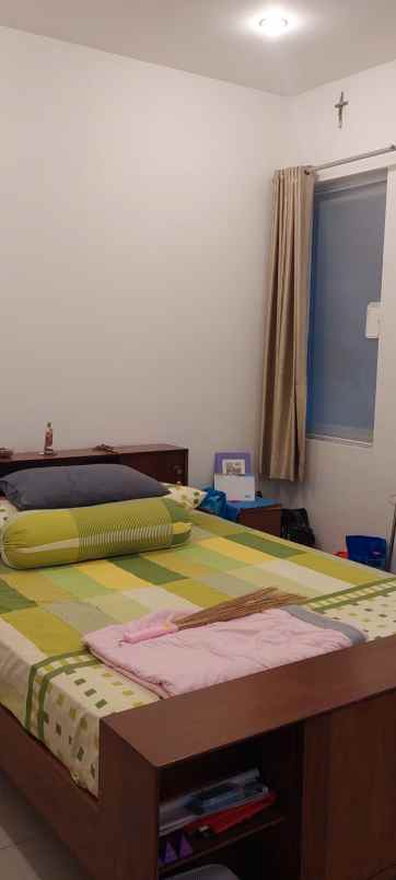 dijual cepat rumah komplek villa arteri kebon jeruk