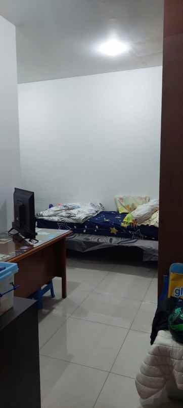 dijual cepat rumah komplek villa arteri kebon jeruk