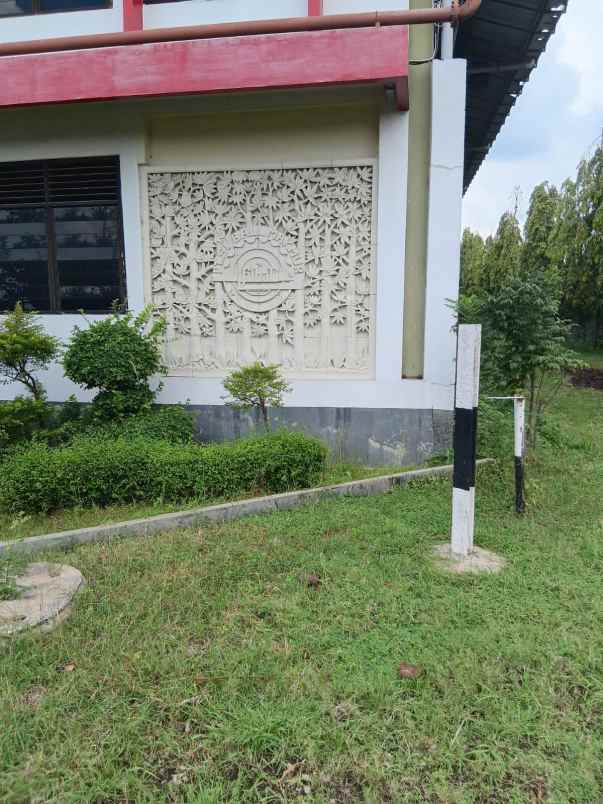 dijual disewakan gudang ex pabrik di demak