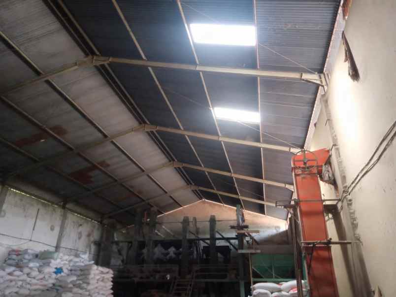 dijual exs gudang siap pakai di pace nganjuk