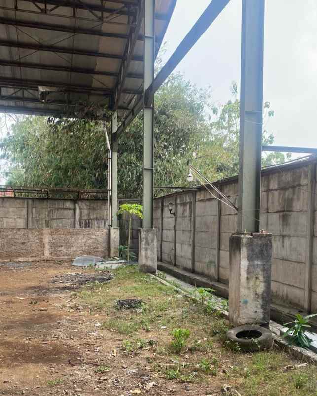 dijual gudang di jalan raya legok karawaci tangerang