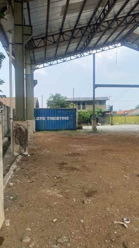 dijual gudang di jalan raya legok karawaci tangerang