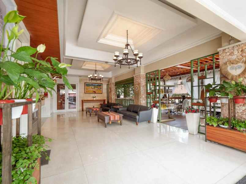 dijual hotel jl blambangan kuta kec