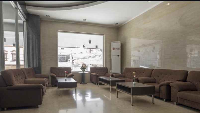 dijual hotel melayu baru kec wajo kota