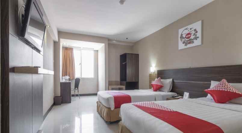 dijual hotel melayu baru kec wajo kota