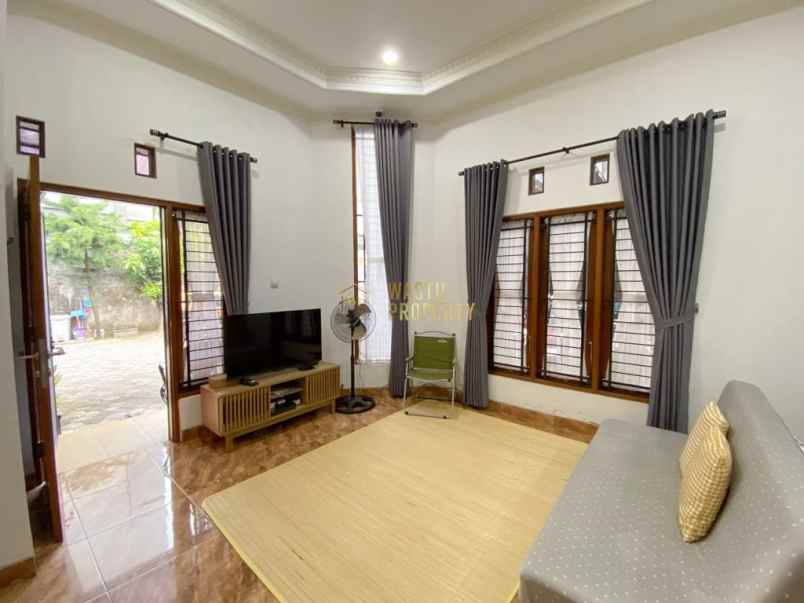 dijual kost caturtunggal kec depok