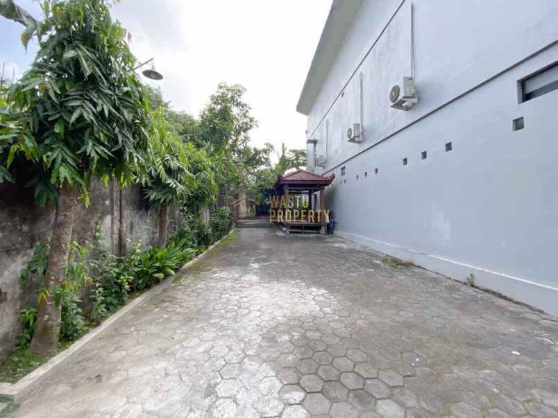 dijual kost caturtunggal kec depok