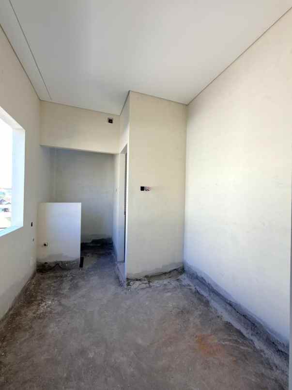 dijual kost lowokwaru