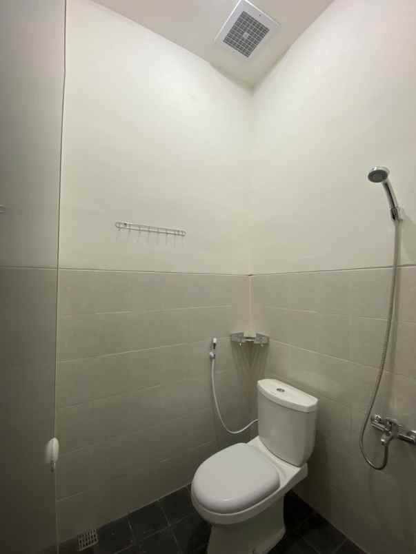 dijual kost pandean lamper