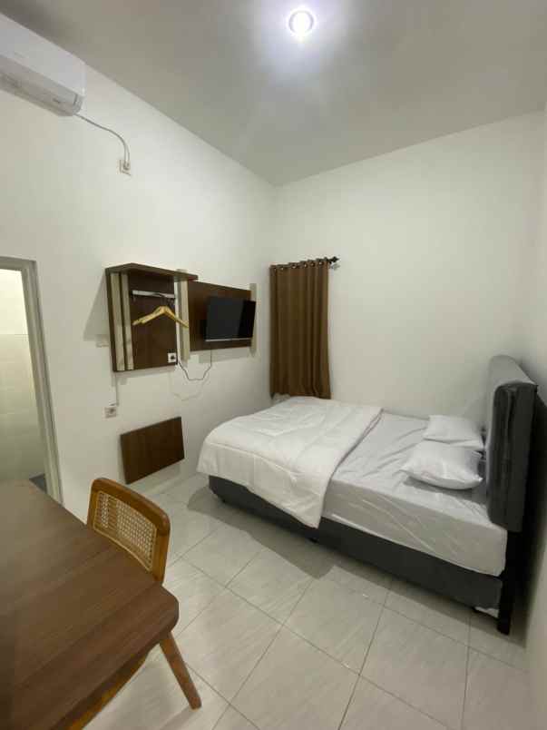 dijual kost pandean lamper