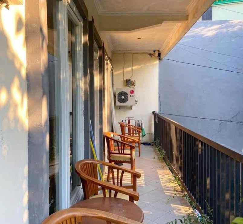 dijual kost pertukangan selatan kec