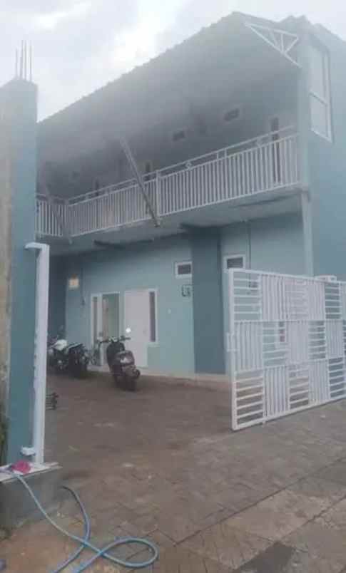 dijual kost perum mijen permai