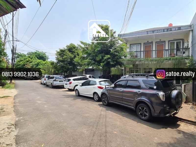 dijual kost petukangan selatan