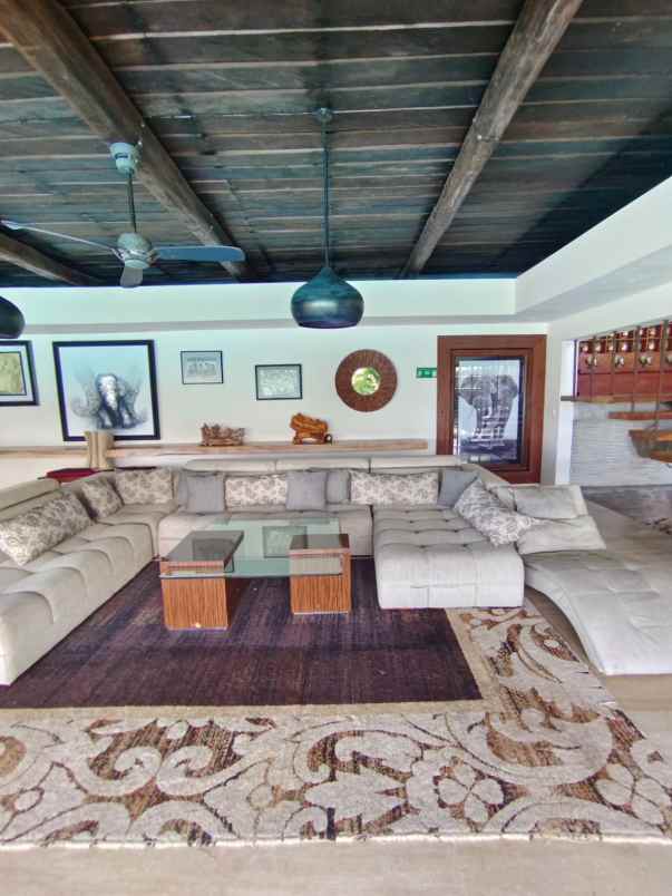 dijual murah villa di jimbaran