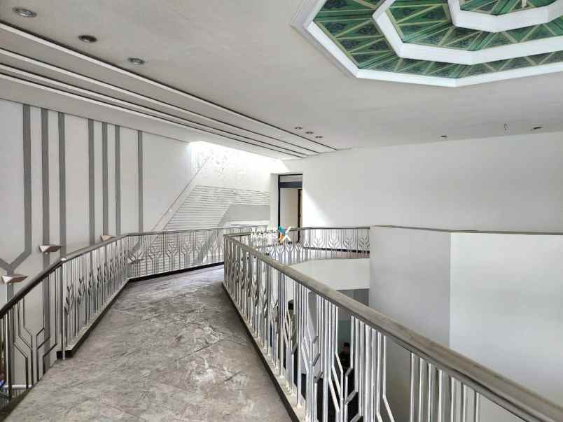 dijual ruko gudang kantor embong kenongo