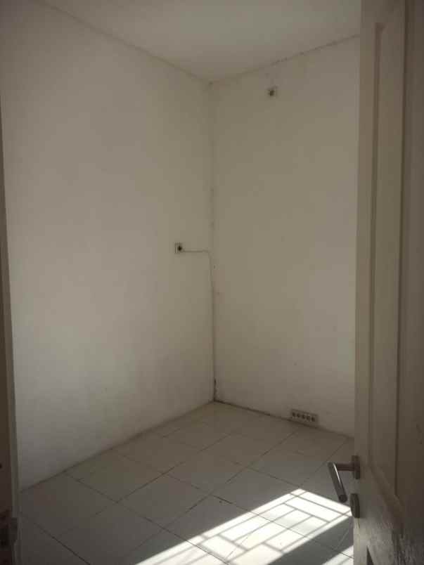 dijual ruko gudang kantor gunung anyar