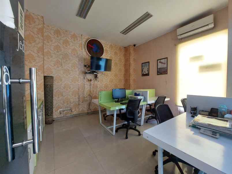 dijual ruko gudang kantor perak timur