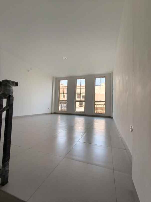 dijual ruko walk pik 2 the burung teluknaga tangerang