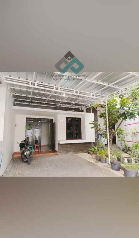 dijual rumah arcamanik