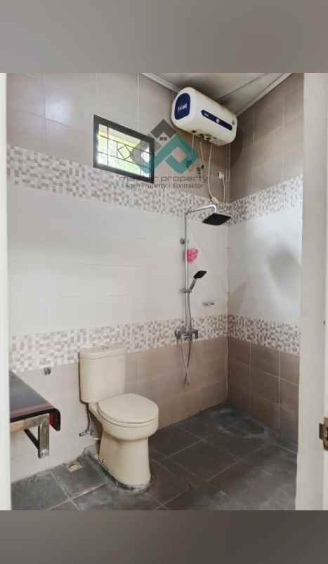 dijual rumah arcamanik