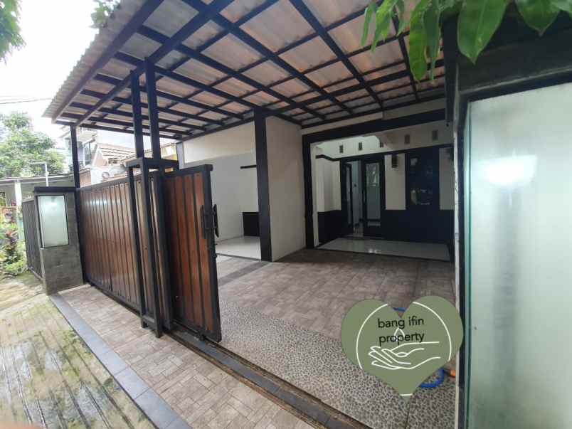dijual rumah bagus