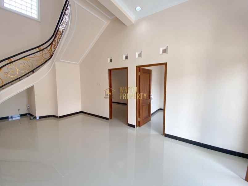 dijual rumah baturetno kec banguntapan