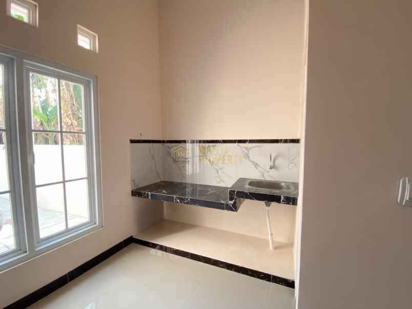 dijual rumah baturetno kec banguntapan