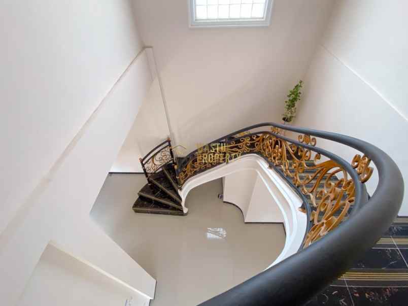 dijual rumah baturetno kec banguntapan