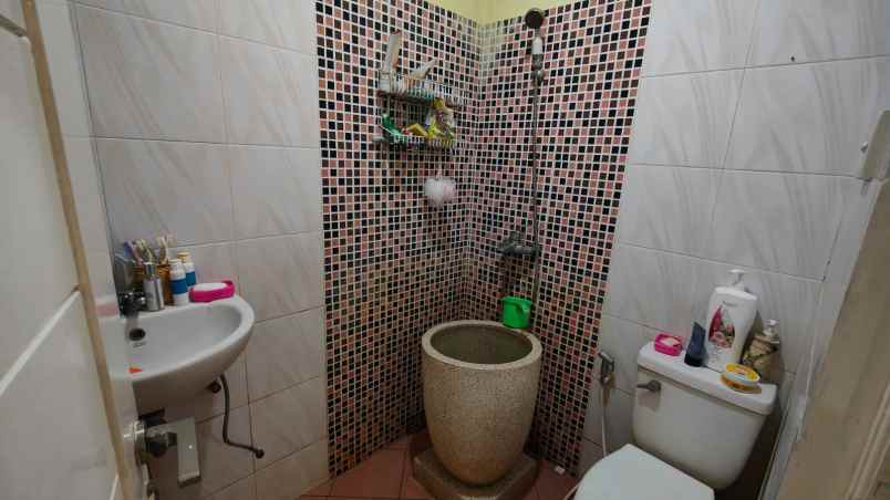 dijual rumah bendul merisi