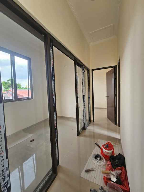 dijual rumah bintang metropole
