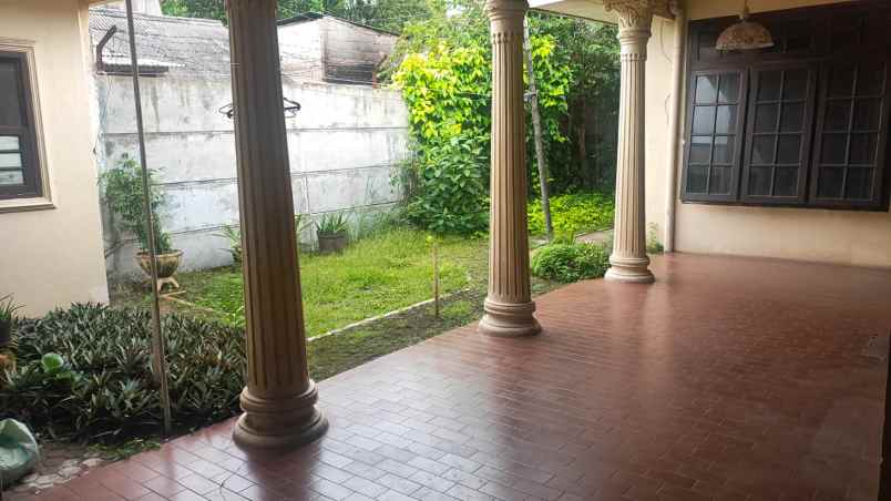 dijual rumah bintaro