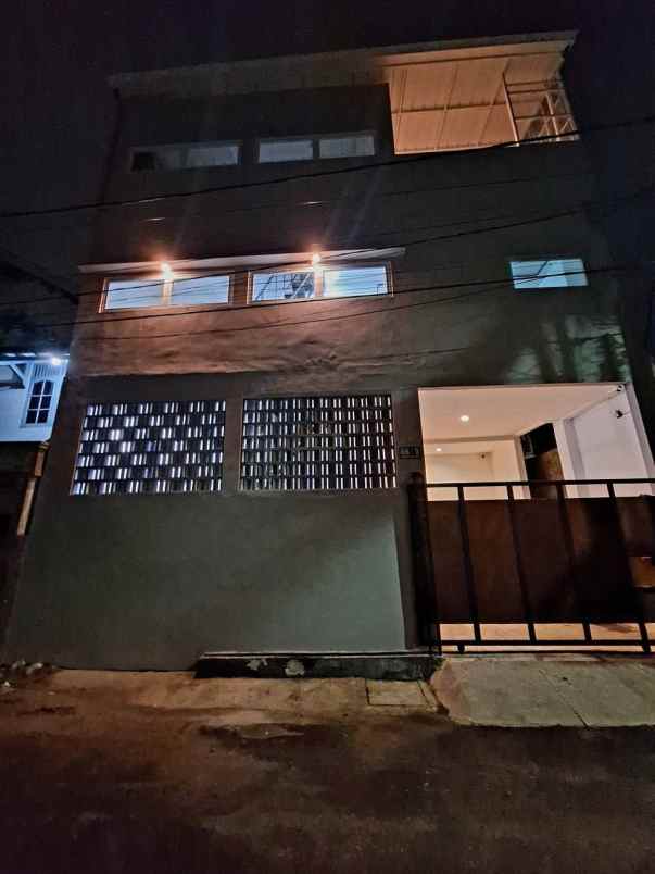 dijual rumah bintaro jaya