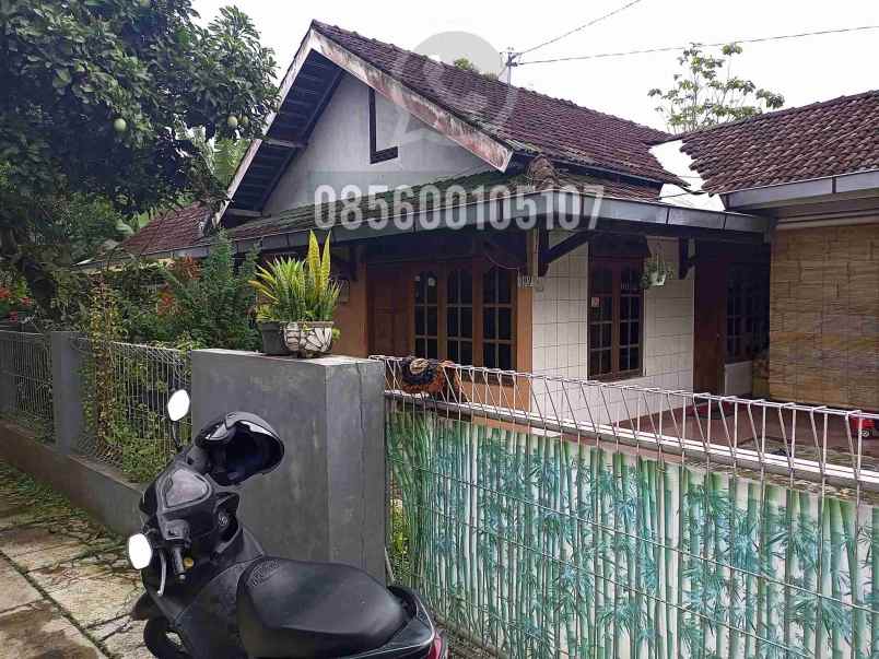 dijual rumah bisnis strategis selangkah pasar salatiga