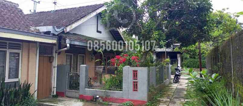 dijual rumah bisnis strategis selangkah pasar salatiga