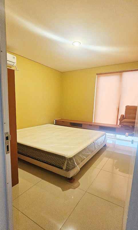 dijual rumah bsb city ivy park semarang