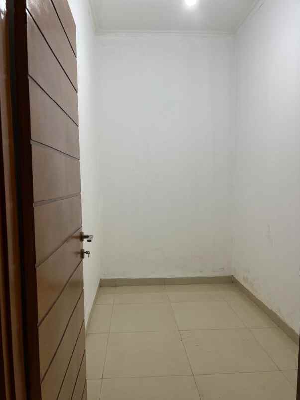 dijual rumah buahbatu regency