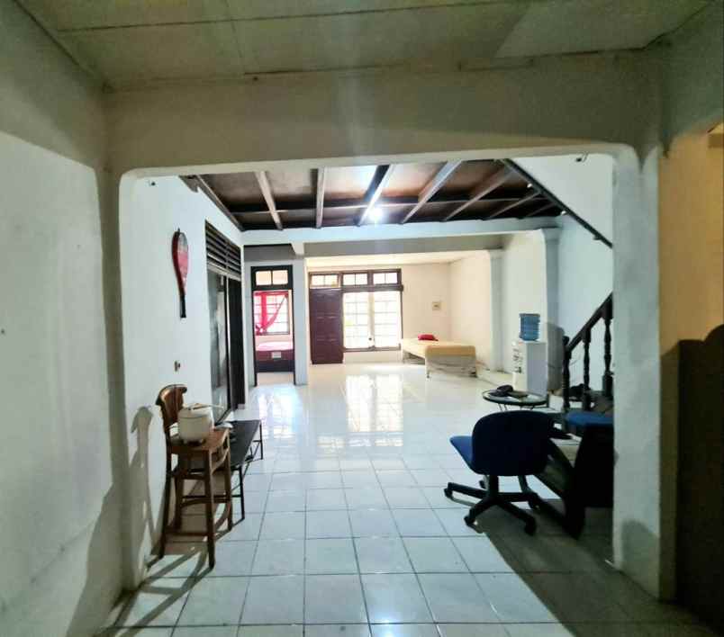 dijual rumah bumi satria kencana