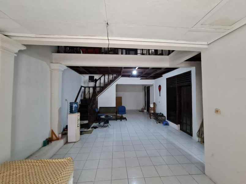 dijual rumah bumi satria kencana