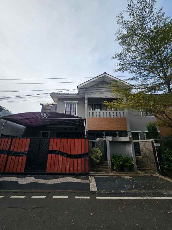 dijual rumah cempaka putih timur