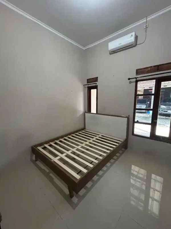 dijual rumah ciapyung depok