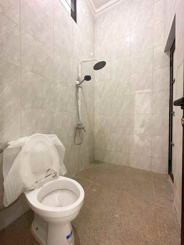 dijual rumah cibubur