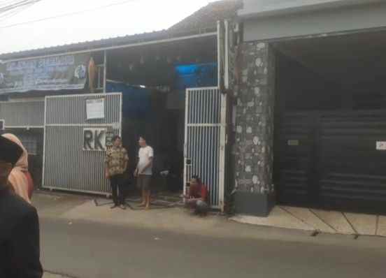 dijual rumah cipageran