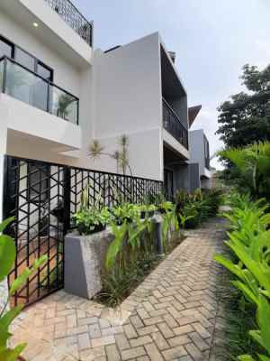 dijual rumah ciputat