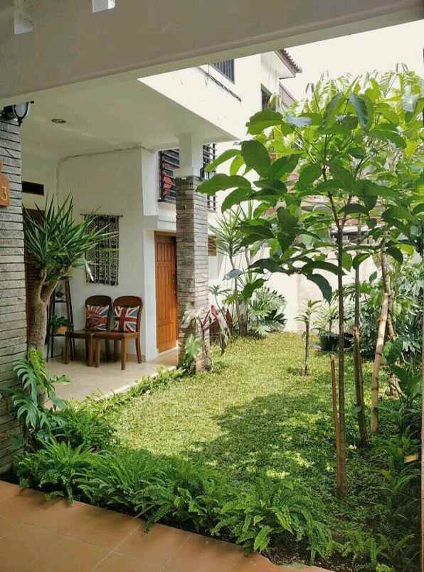 dijual rumah ciwaruga