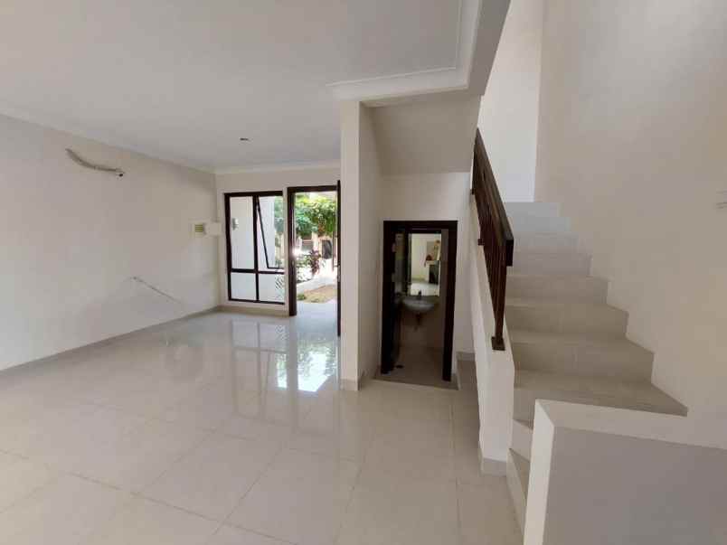 dijual rumah cluster amagriya podomoro park