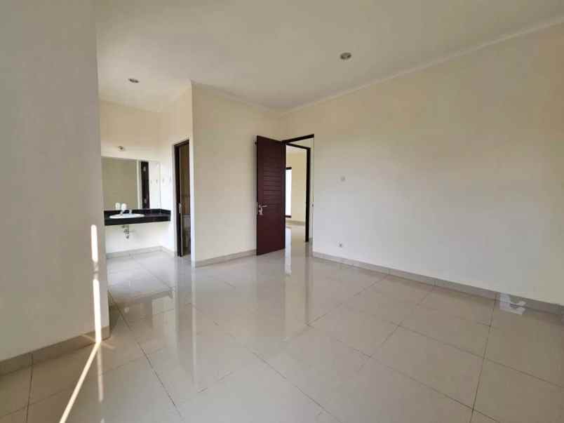 dijual rumah cluster arana harapan indah