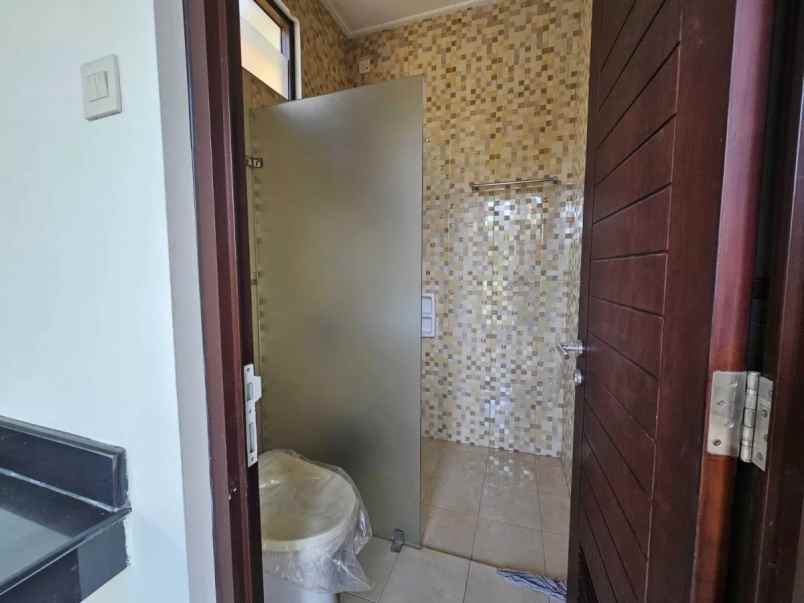 dijual rumah cluster arana harapan indah