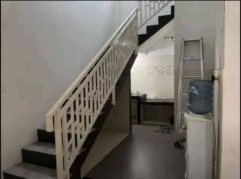 dijual rumah cluster bumi asri