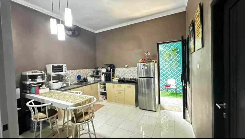 dijual rumah cluster citra residence