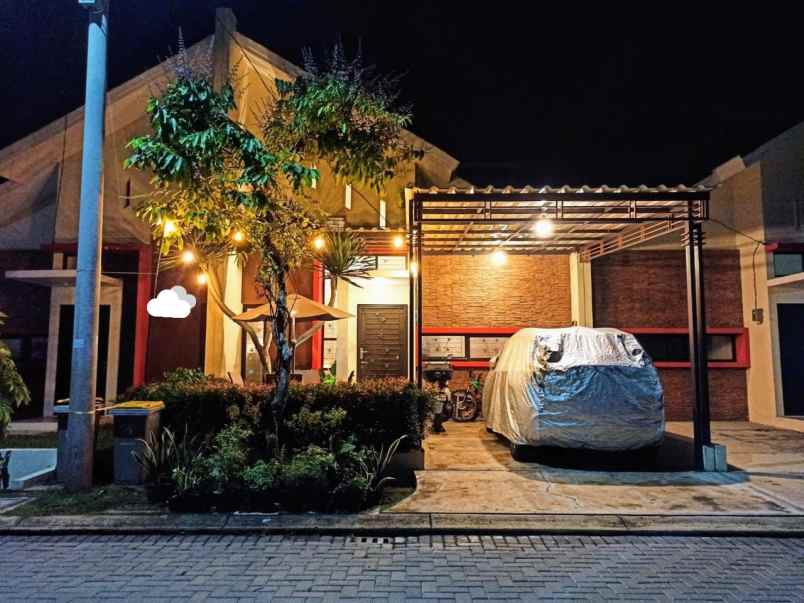dijual rumah cluster ebony green ara